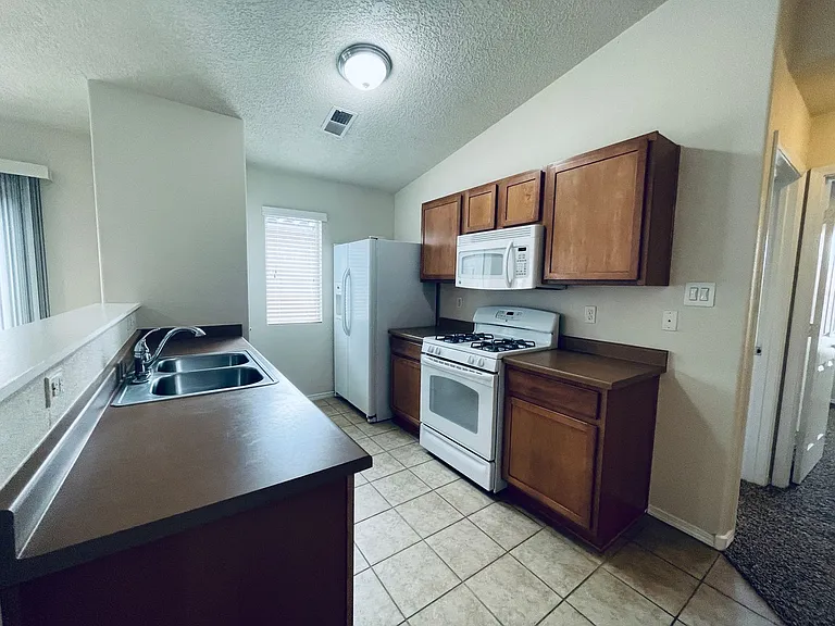 911 Desert Senna Ave SW — Photo 8