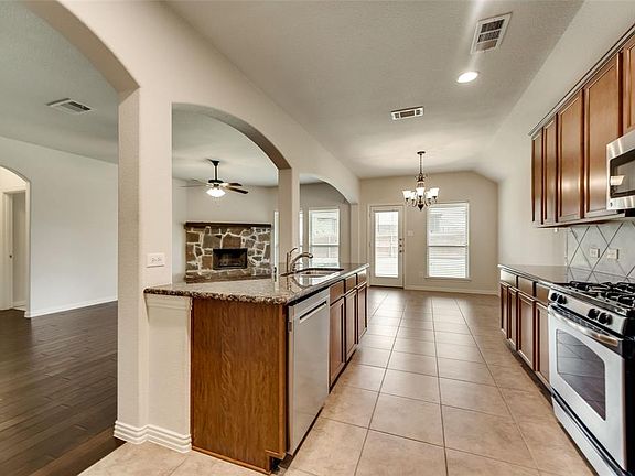 3rd image of 5021 Berkley Dr