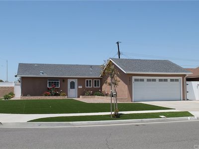 5871 Frontier Cir, Huntington Beach, CA, 92647