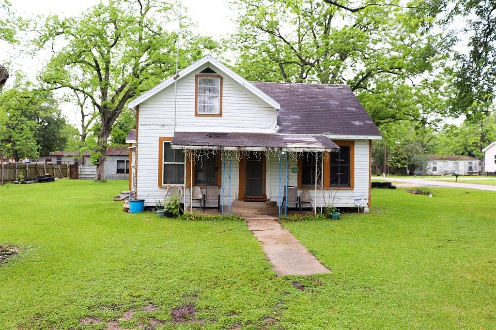 421 E Belle St, Wharton, TX 77488 MLS 36863708 Zillow