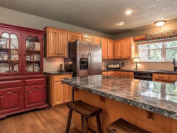 2nd image of 13 Elmham Ln