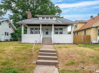2716 Grand Ave, Davenport, IA 52803