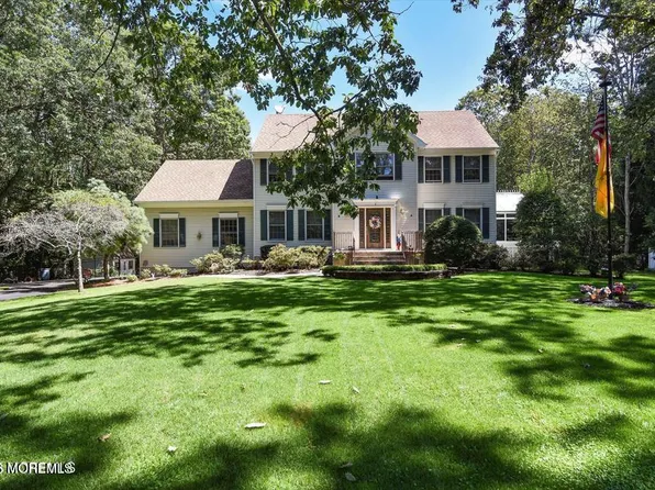 14 Bittersweet Dr, Jackson, NJ 08527