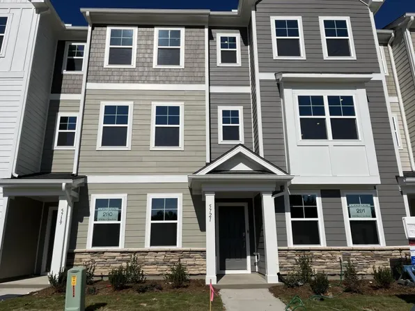 5721 Berry Vine Dr, Wake Forest, NC 27587