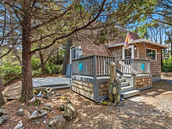 5980 El Mar Ave, Lincoln City, OR 97367
