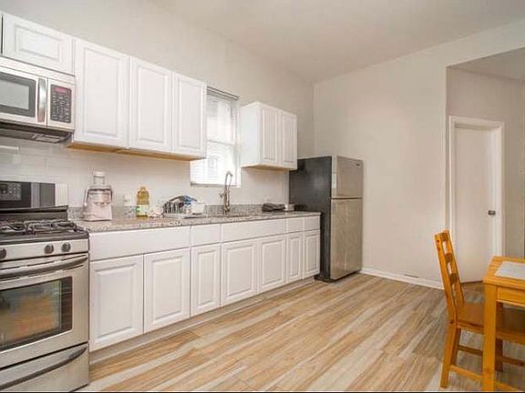 5th image of 4213 S Princeton Ave #2