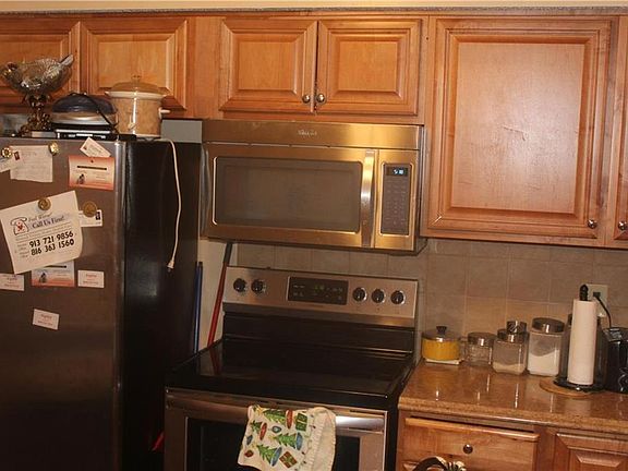 5th image of 5301 Crest Dr