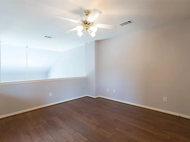7907 Glenn Cliff Dr — Photo 14