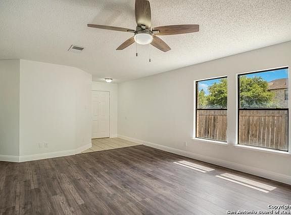 4th image of 7743 OAKSTONE PL