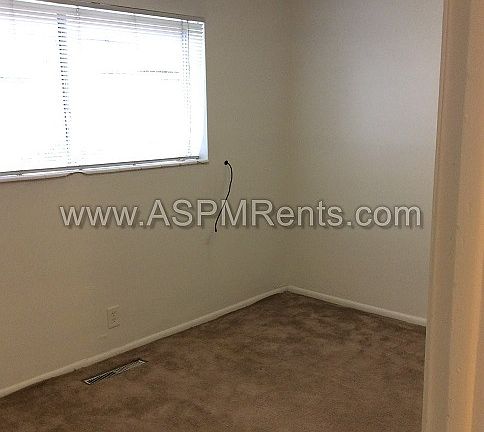 5th image of 918 N Cornell St APT 4