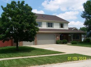 18725 London Ln, Mokena, IL