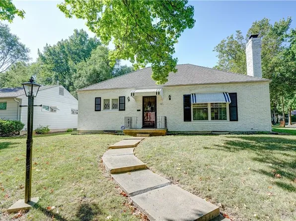 301 E Porte Cimi Pas St, Kansas City, MO 64114