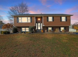 144 Blue Jay Ln, Montgomery, NY 12549
