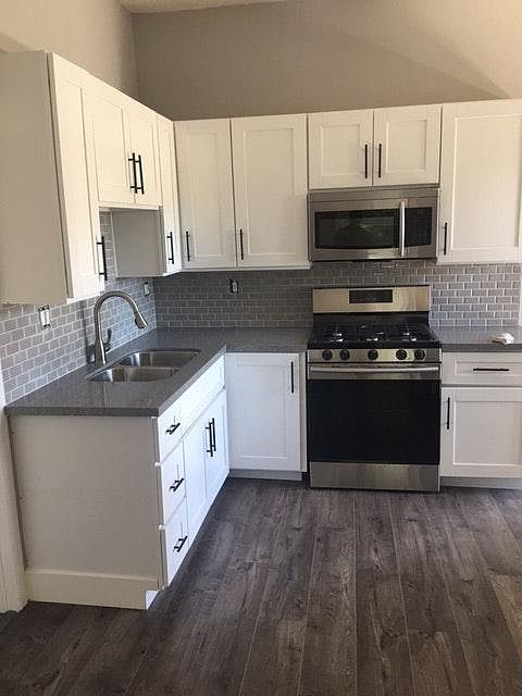 1st image of 230 Ivy St