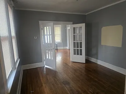 7342 Churchill Ave — Photo 4