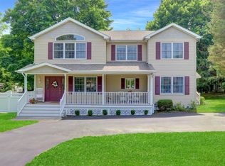 1 Willis Ave, Port Jefferson, NY 11777