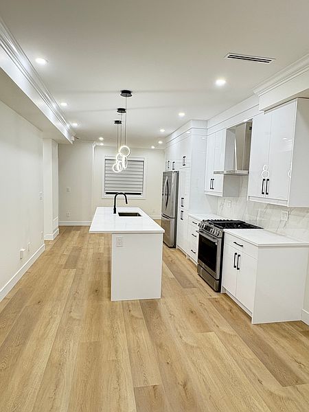 New Westminster Townhouse for rent - 3 Bedrooms in New Westminster