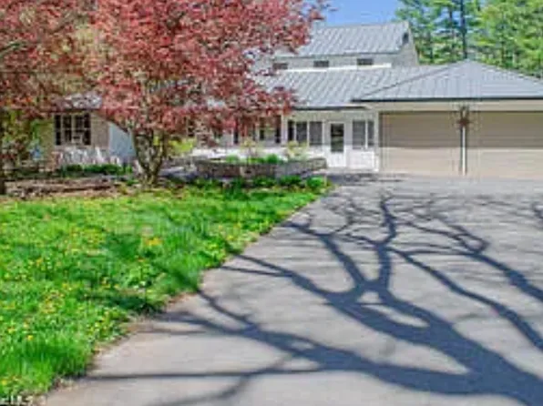 32 Valk Rd, Saugerties, NY