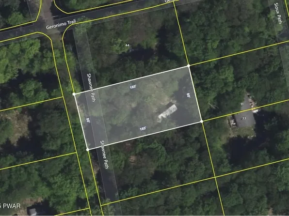 40 Shawnee Path, Gouldsboro, PA 18424