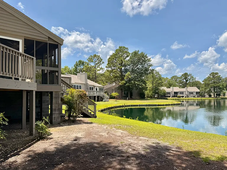 7162 Windward Dr — Photo 36