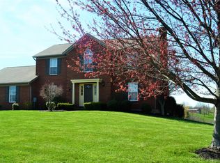 160 Jenni Ln, Dry Ridge, KY 41035