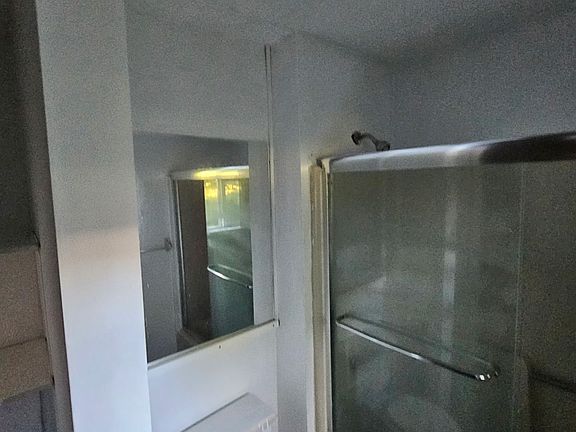 4th image of 1 Hotchkiss St #1