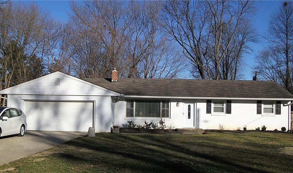 1st image of 9821 Chesterton Dr