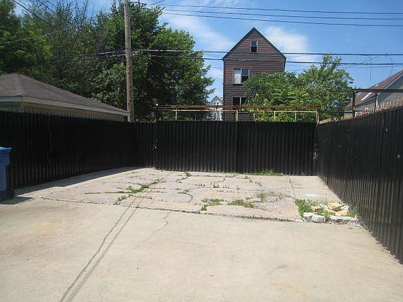 5th image of 5340 S Hermitage Ave