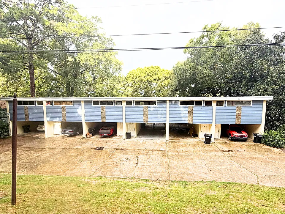 39 Ticknor Dr #3