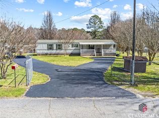 68 Arthur Rd, Hull, GA 30646