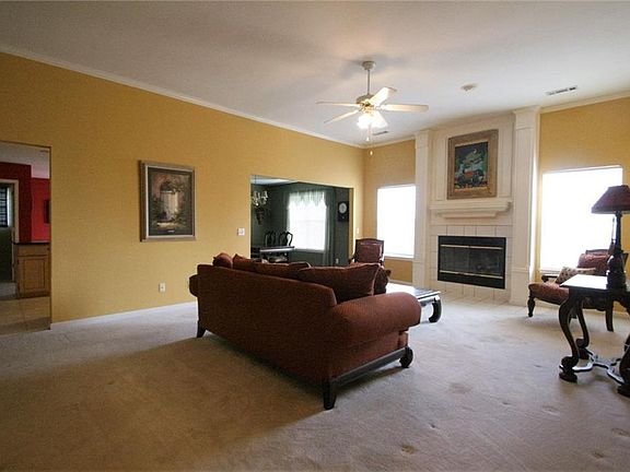 5th image of 1958 S Tallgrass Dr