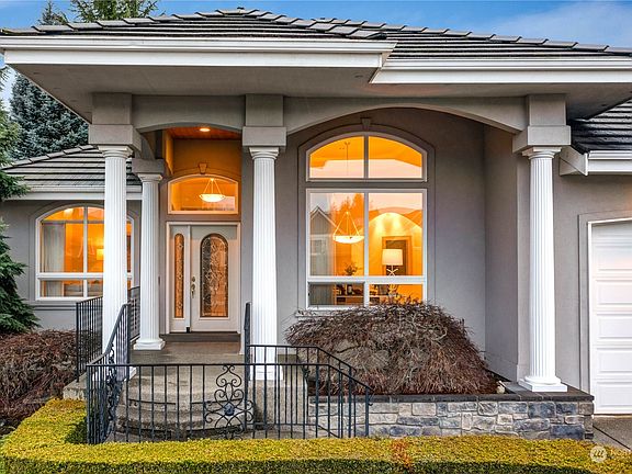 2nd image of 5222 78th Avenue Ct W