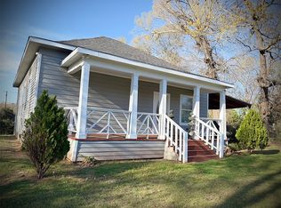 805 W Green St, Palestine, TX 75801