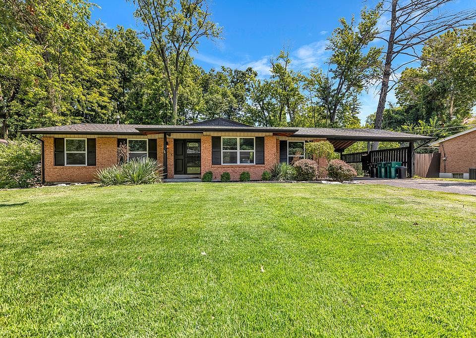 1st image of 1016 Wappapello Ln