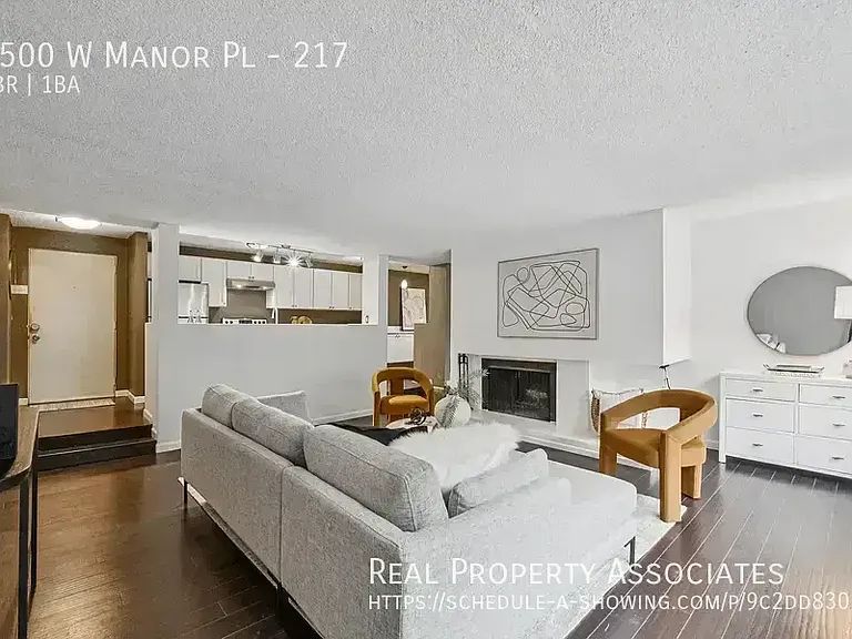 2500 W Manor Pl #217 — Photo 2