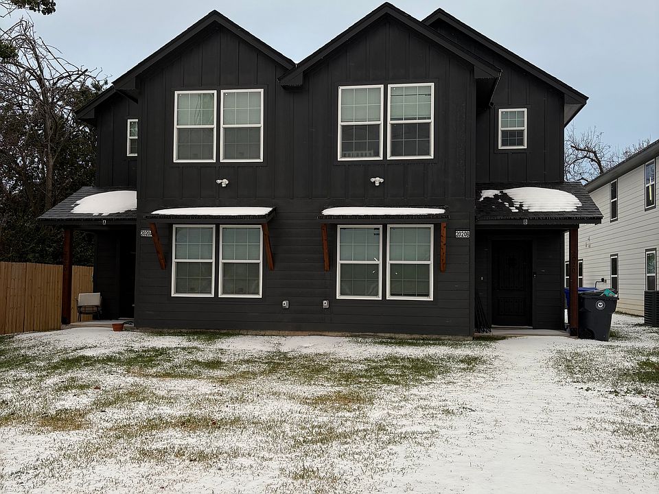 1st image of 2020 Bagby Ave Unit B