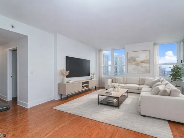 88 Morgan St #3701, Jersey City, NJ 07302