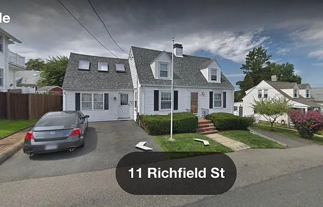 11 Richfield St — Photo 3