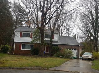 312 Williamsburg Ct, Newport News, VA 23606