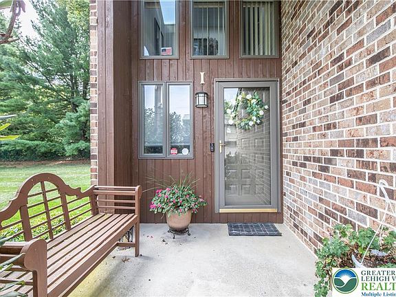 3rd image of 1744 Falcon Dr APT I