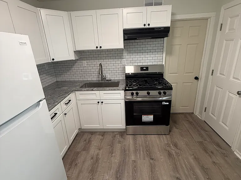 7 Hopewell St #7 — Photo 4