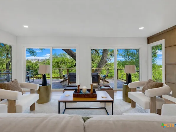 810 N Loop St, San Marcos, TX 78666