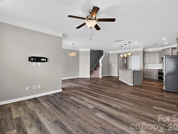 2nd image of 14943 Savannah Hall Dr
