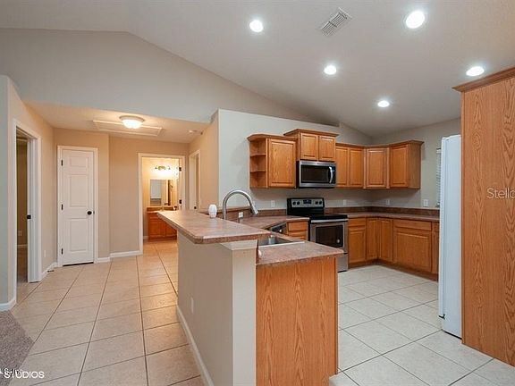 3rd image of 5971 NW 17th St