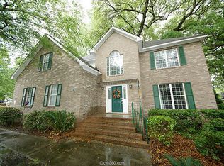 100 Hulton Ln, Summerville, SC 29485