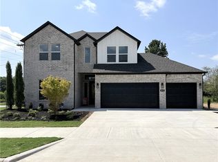 4812 W Allium St, Fayetteville, AR 72704