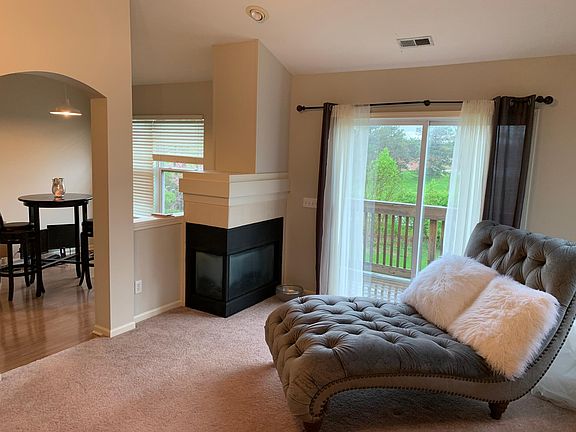 2nd image of 1152 Longwell Ln