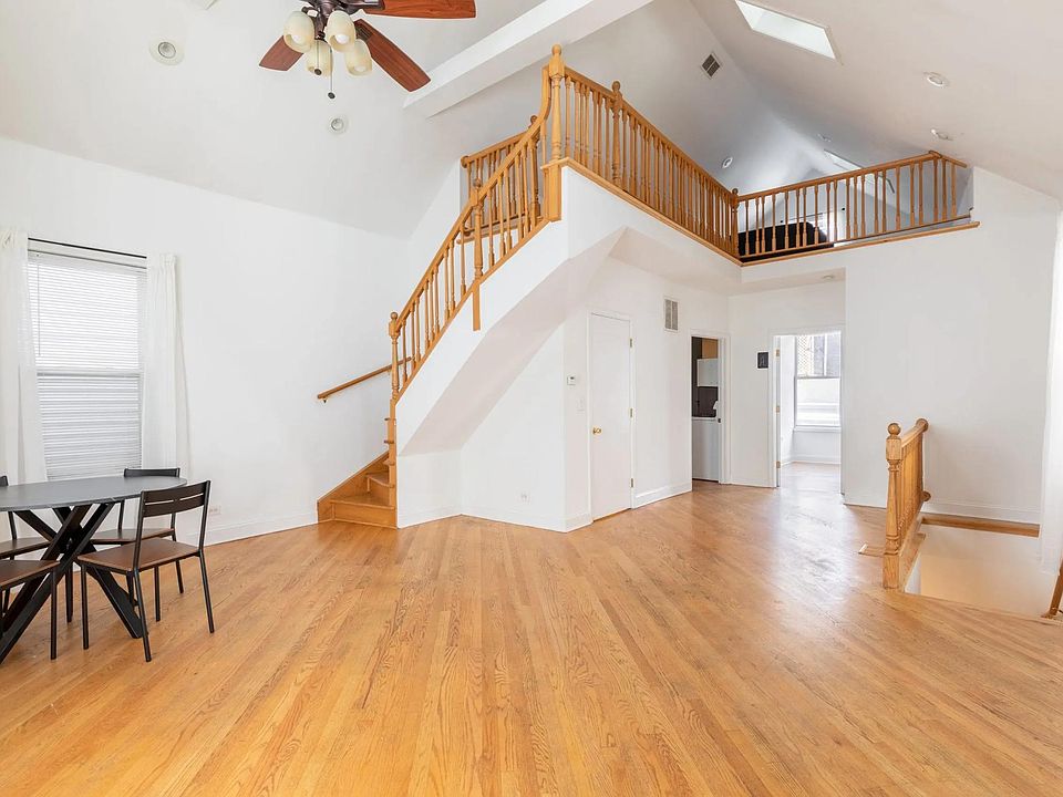 1st image of 1426 N Greenview Ave #4