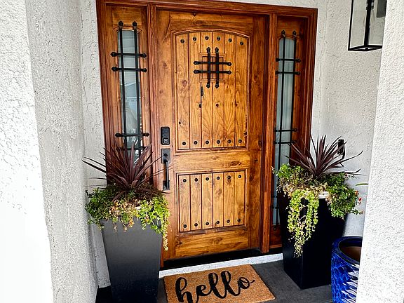 4th image of 1004 W Mariposa Ln
