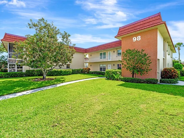 98 Spring Lake Dr APT 103, Vero Beach, FL 32962